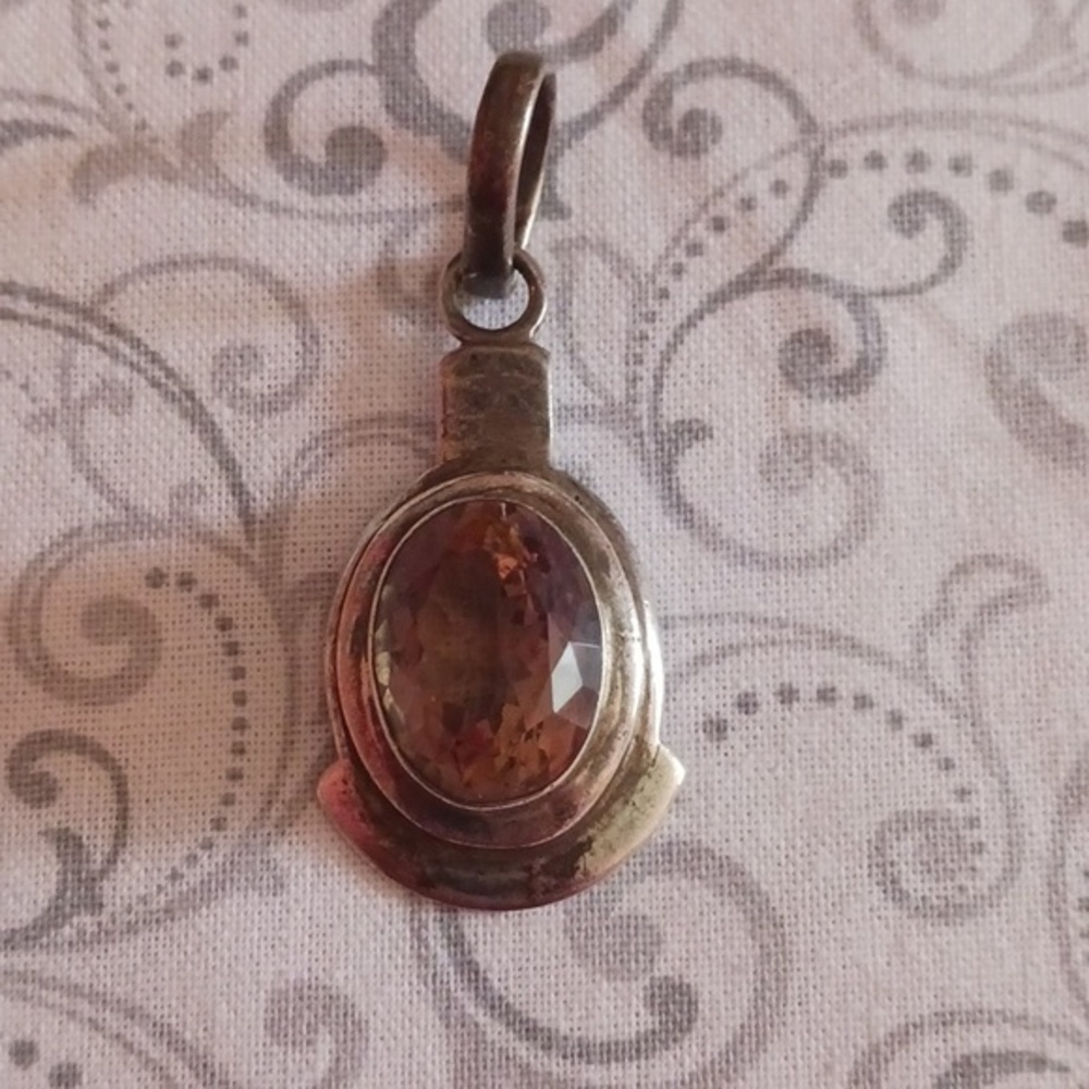 Multi Faceted Topaz 925 Silver Pendant